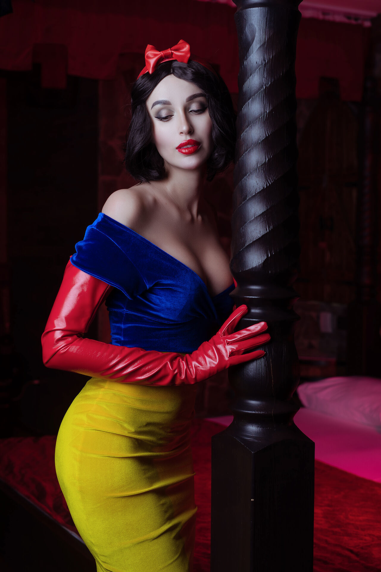 Lera Himera - NOIR BDSM SNOW WHITE
