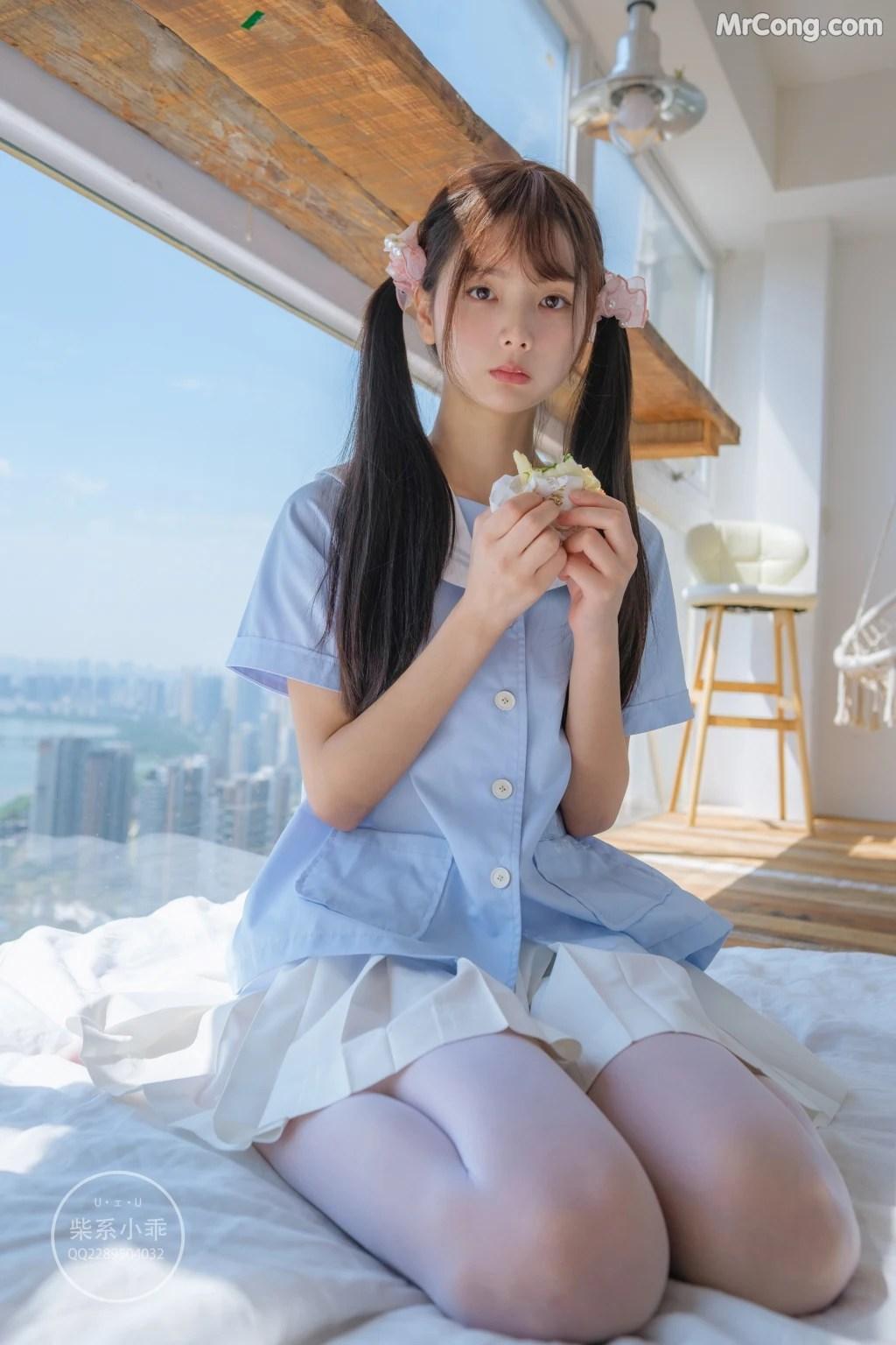 Coser@稚乖画册 Vol.001: 晴空01 白丝双马尾JK (79 photos)