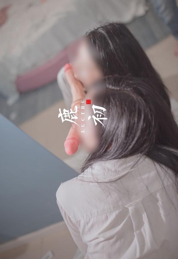 网红MM鹿初少女私拍无圣光粉嫩图集2(9)