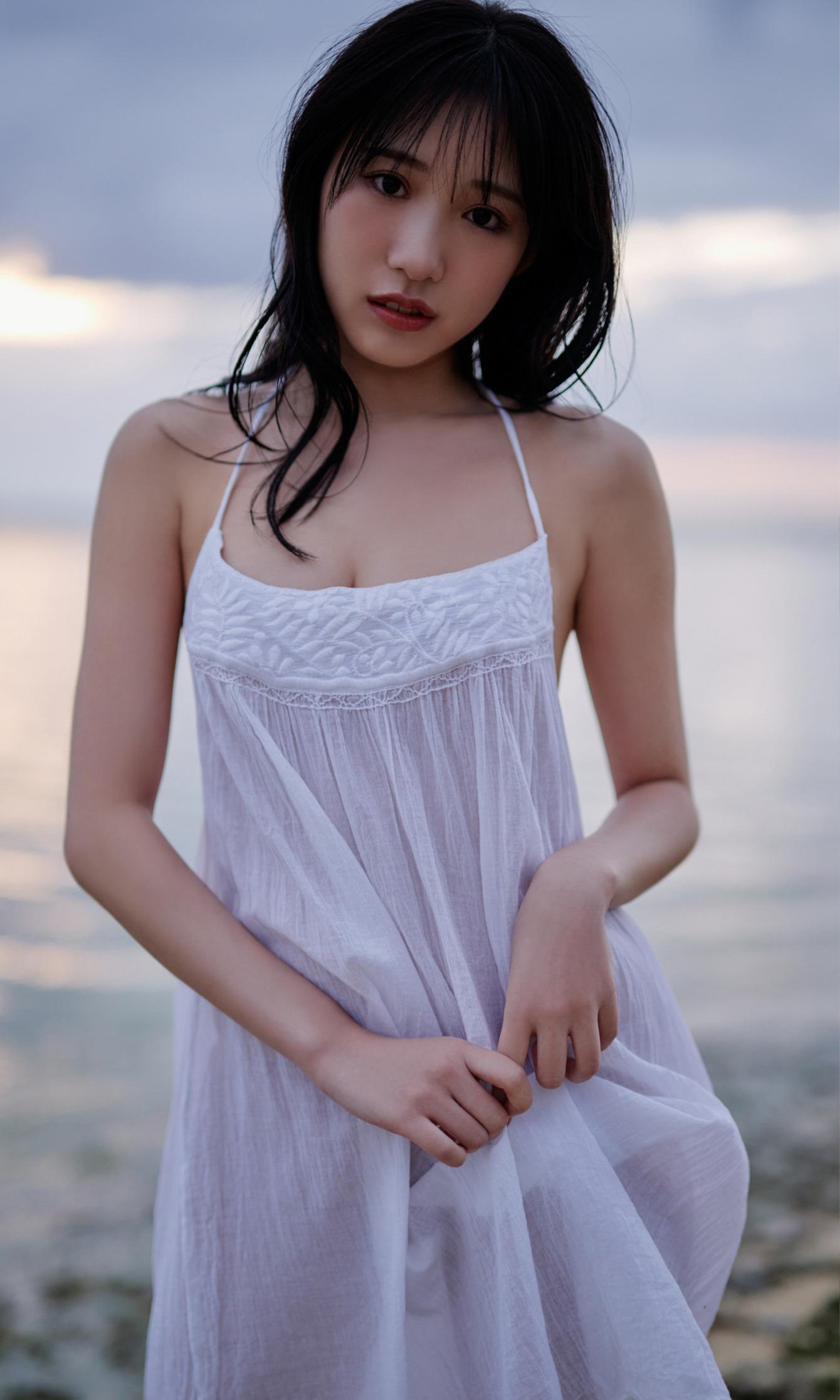 Sumire Yokono 横野すみれ, 週プレ Photo Book 「海のステージ」 Set.01(3)