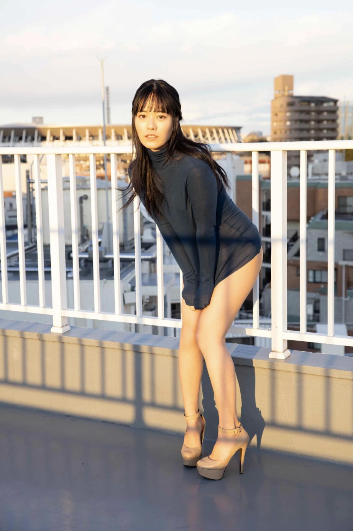 Umi Shinonome 東雲うみ, FLASHデジタル写真集 「商社OL破れちゃった」 Set.01(2)