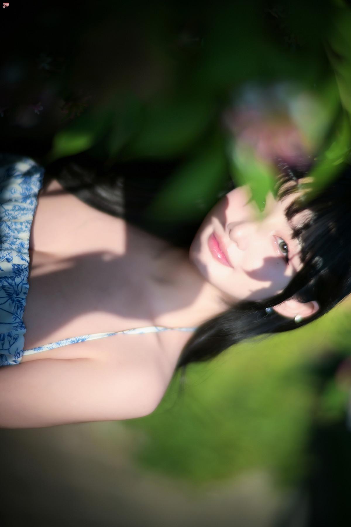 Han Jina 한지나, PINK Photobook ‘Sunshine’ Set.03(38)