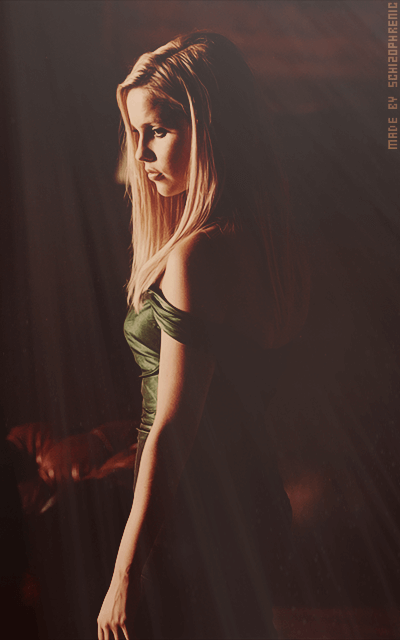 Claire Holt DD5GS4VG_o