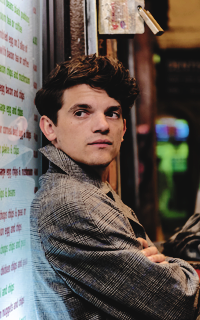 Edward Bluemel LvkCFrgV_o