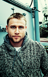 Max Riemelt SQpjMNzD_o