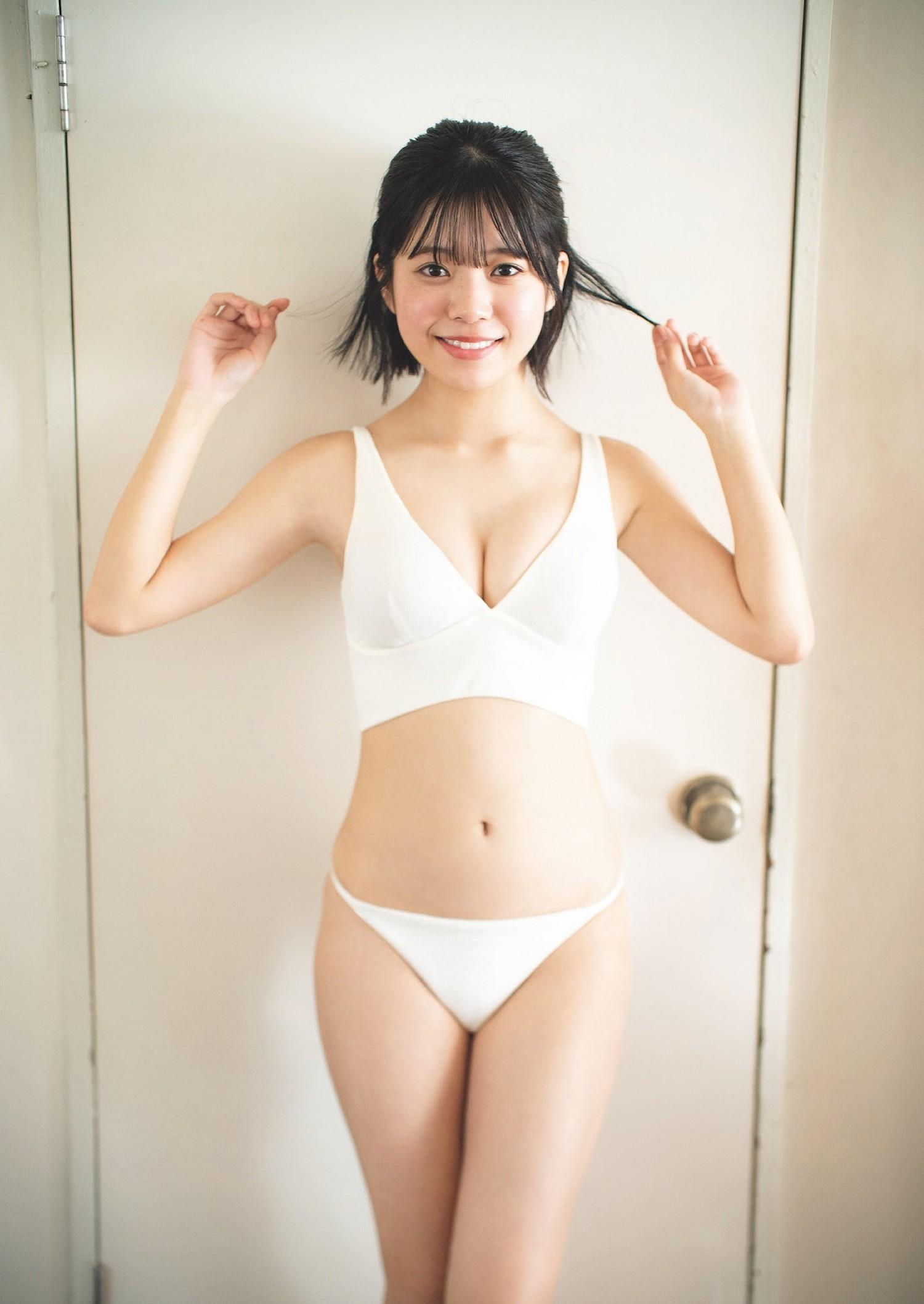 Miu Isomura 磯村美羽, Weekly Playboy 2024 No.09 (週刊プレイボーイ 2024年9号)(4)