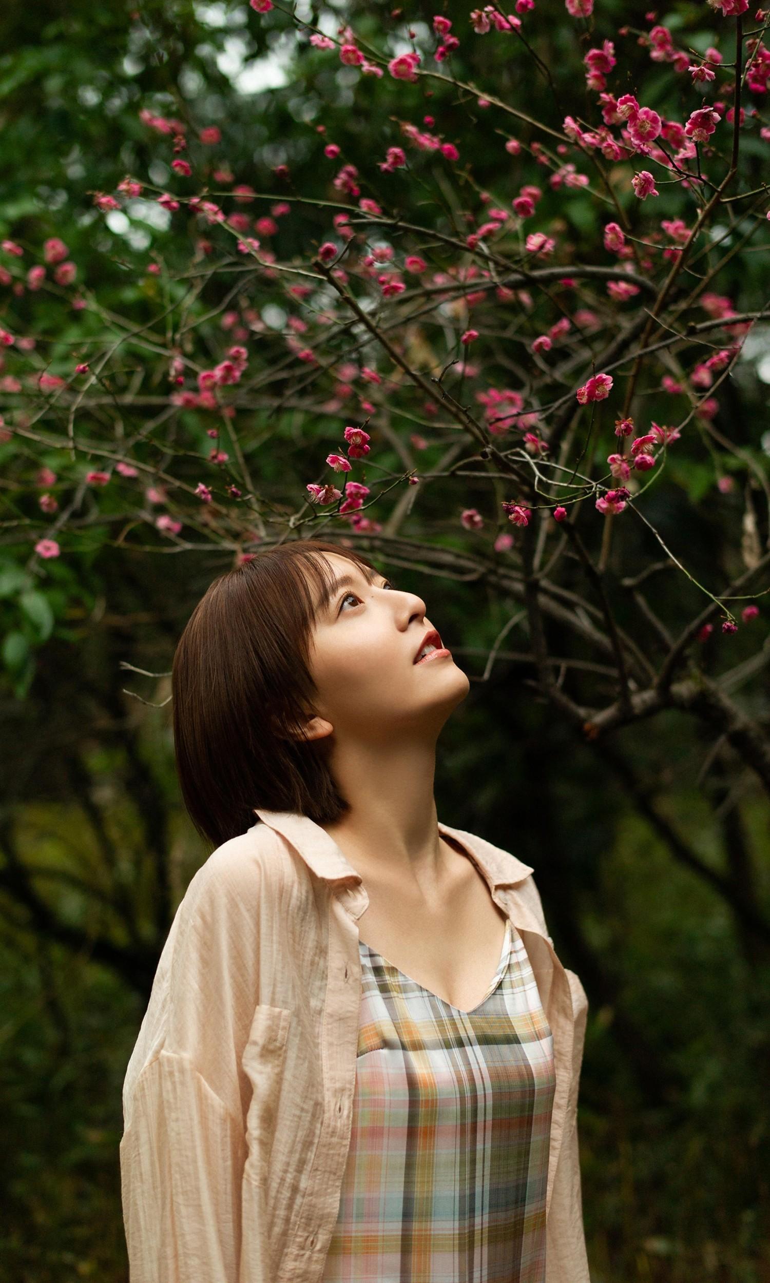 Madoka Moriyasu 森保まどか, 写真集 「Beautiful Monologue」 Set.01(3)