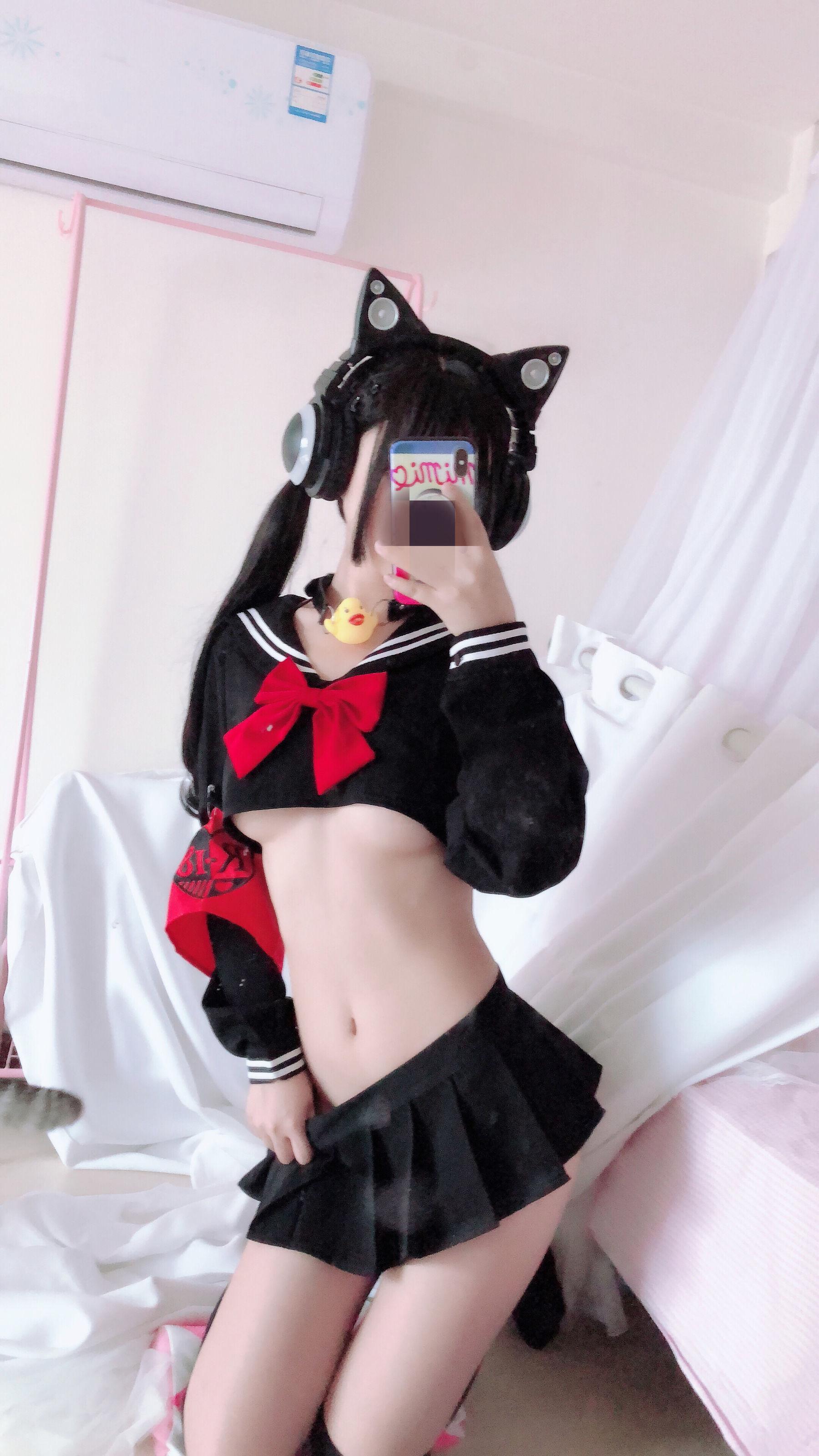 [网红COSER] 桜井宁宁 – 半乳制服 写真集(48)