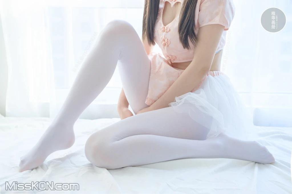 Coser@稚乖画册: 晴空 赤西夜夜 白丝 (84 photos )(75)