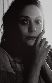 Elizabeth Olsen  ZRY3lu8b_o