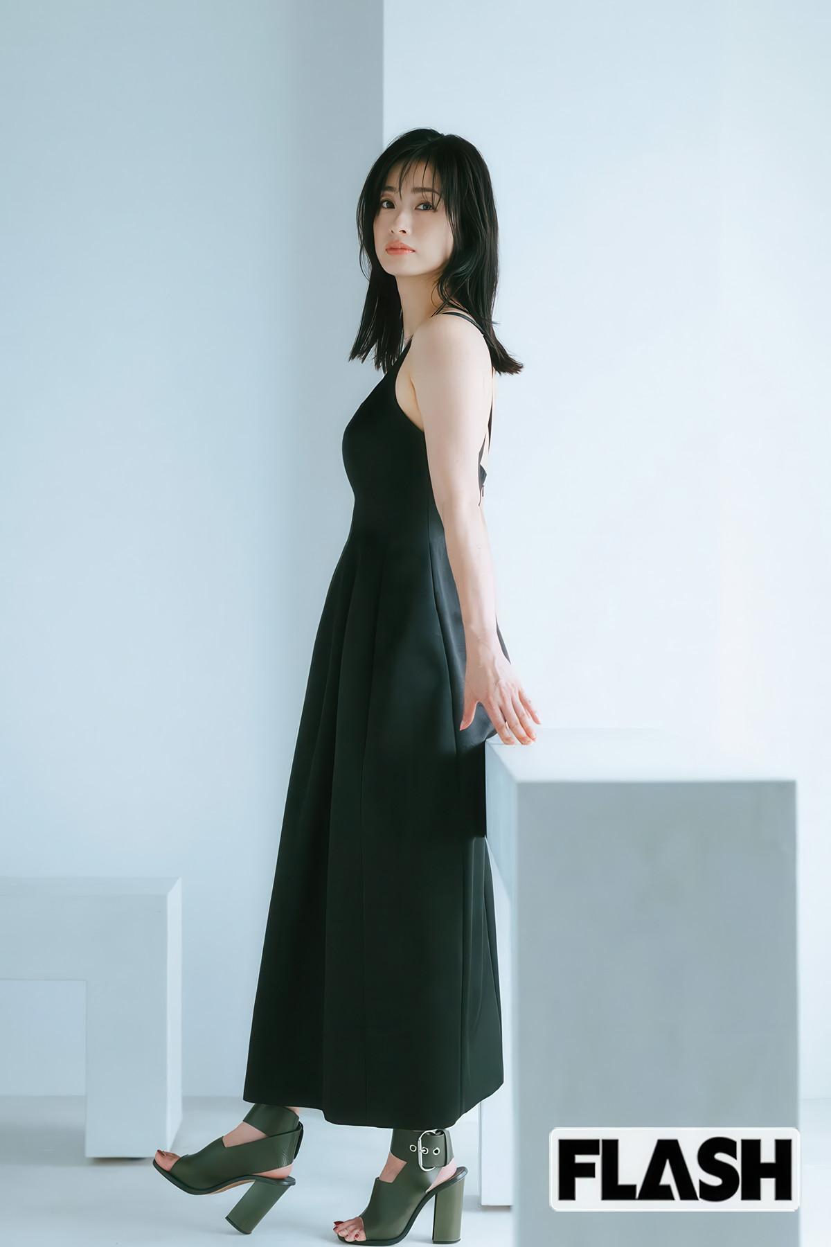 Aya Ueto 上戸彩, FLASH 2025.07.08 (フラッシュ 2025年7月8日号)(21)