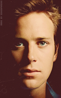 Armie Hammer KFbY8sT9_o