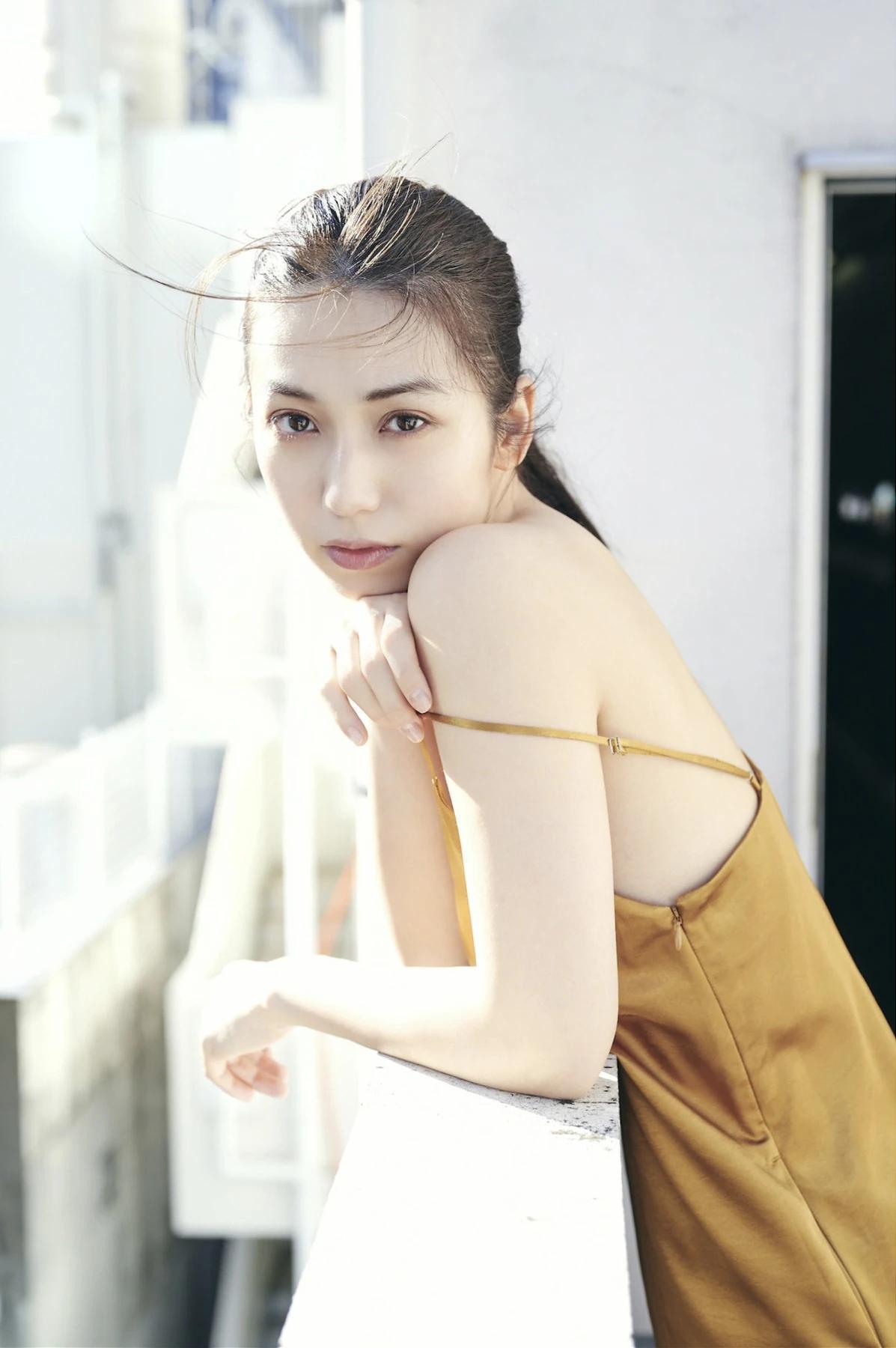 Airi Sato 佐藤あいり, FRIDAYデジタル写真集 「新宿ロンリネス」 Set.02(1)