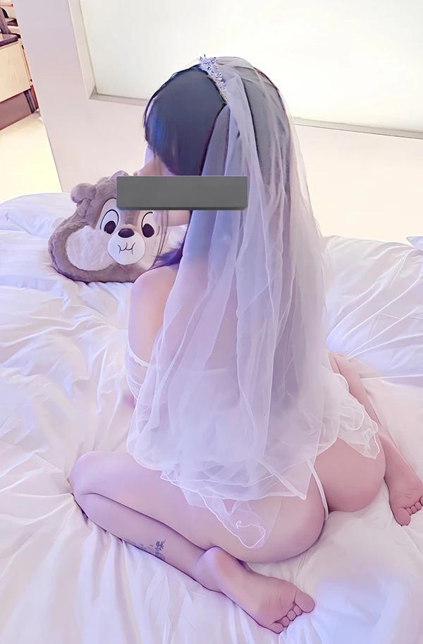 软萌甜美妹子@成都十七cos 私拍尺度图集