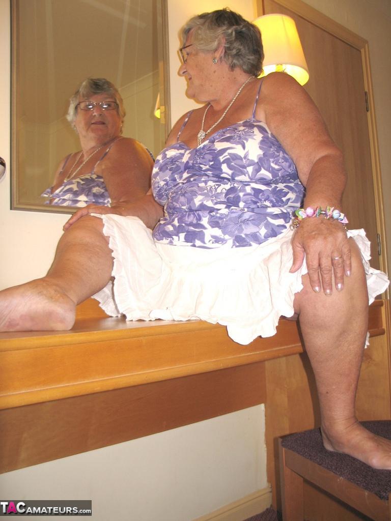 Fat British nan Grandma Libby completely disrobes while in a hotel room(2)