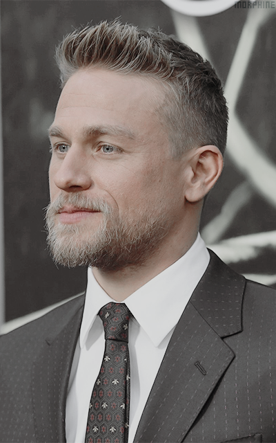 Charlie Hunnam Kdh45CHH_o