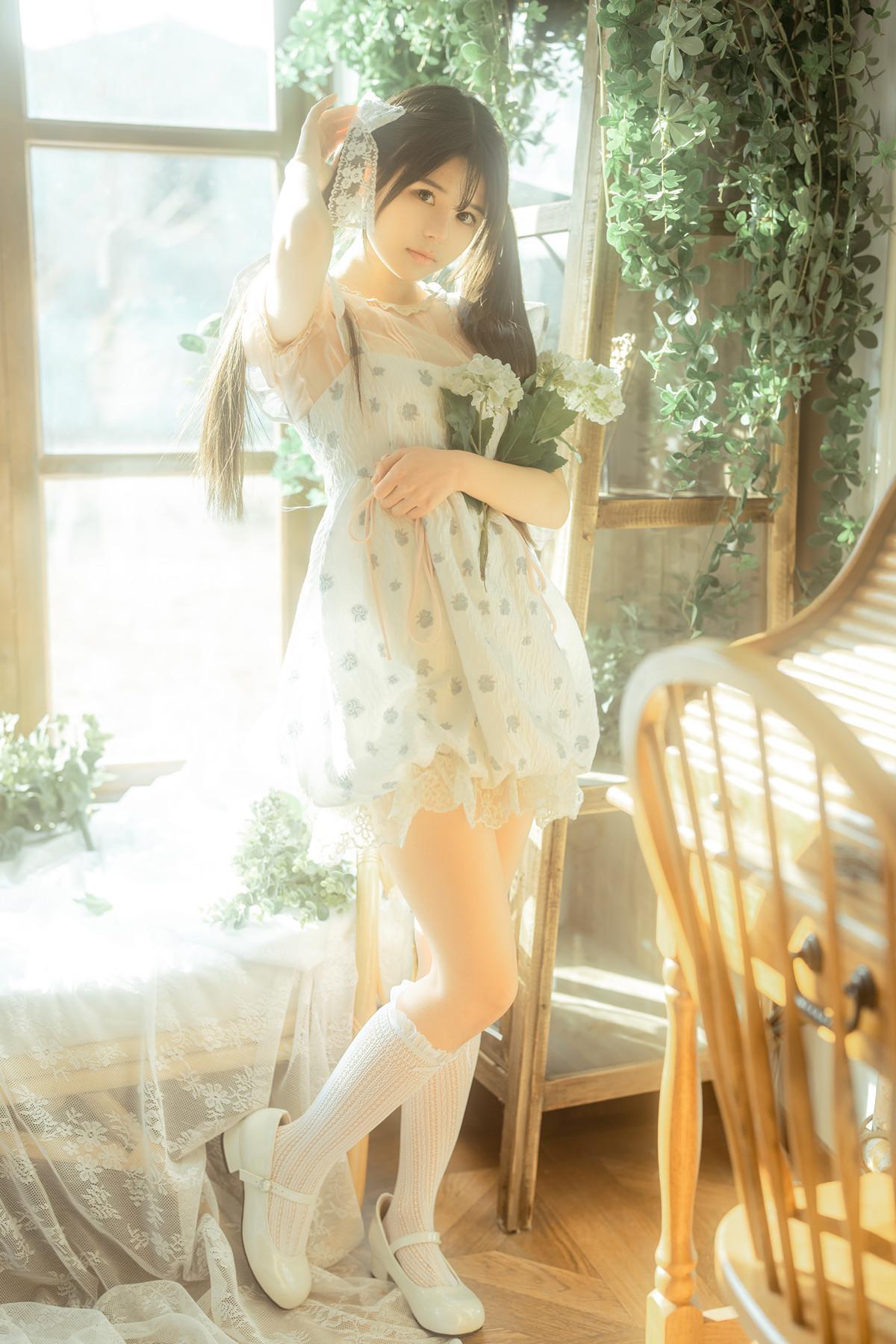 Cosplay Rua阮阮 花房 小裙子(7)