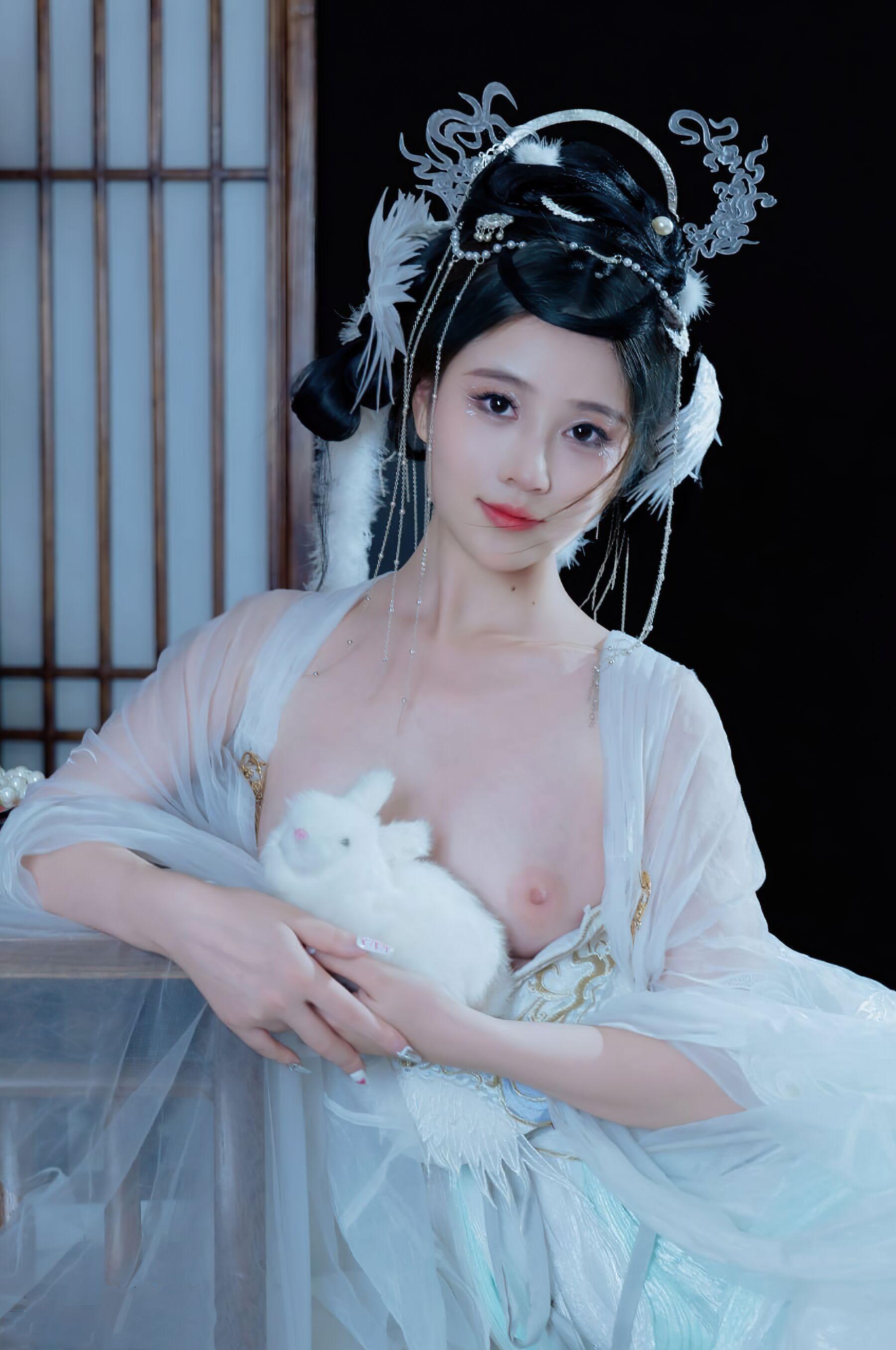国模套图 年年《嫦娥仙子》(25)