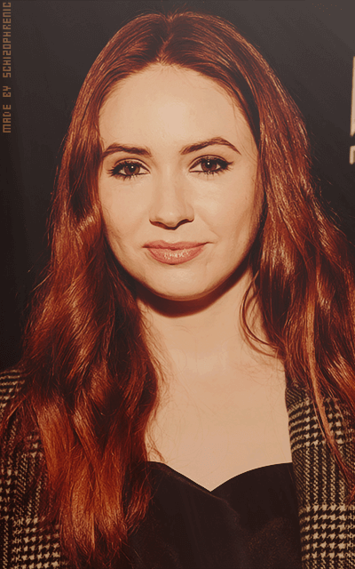 Karen Gillan HG7b7xUG_o