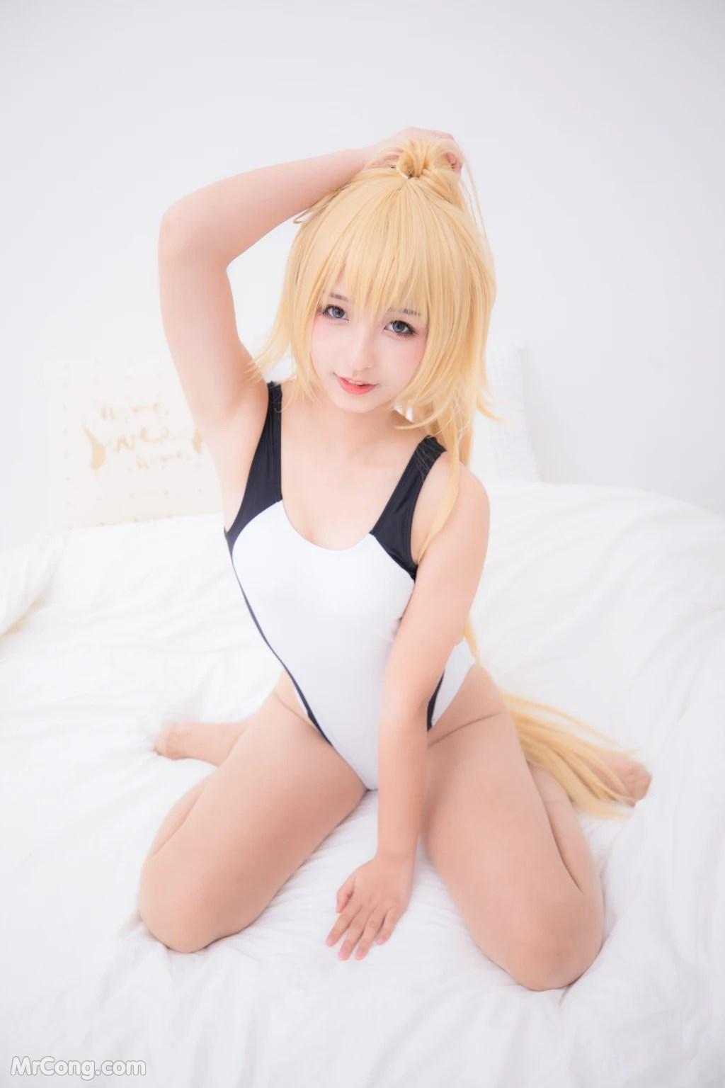 Coser@神楽坂真冬 Vol.036: 电子相册-白贞德《Swimingthedrea》(150 photos)(49)