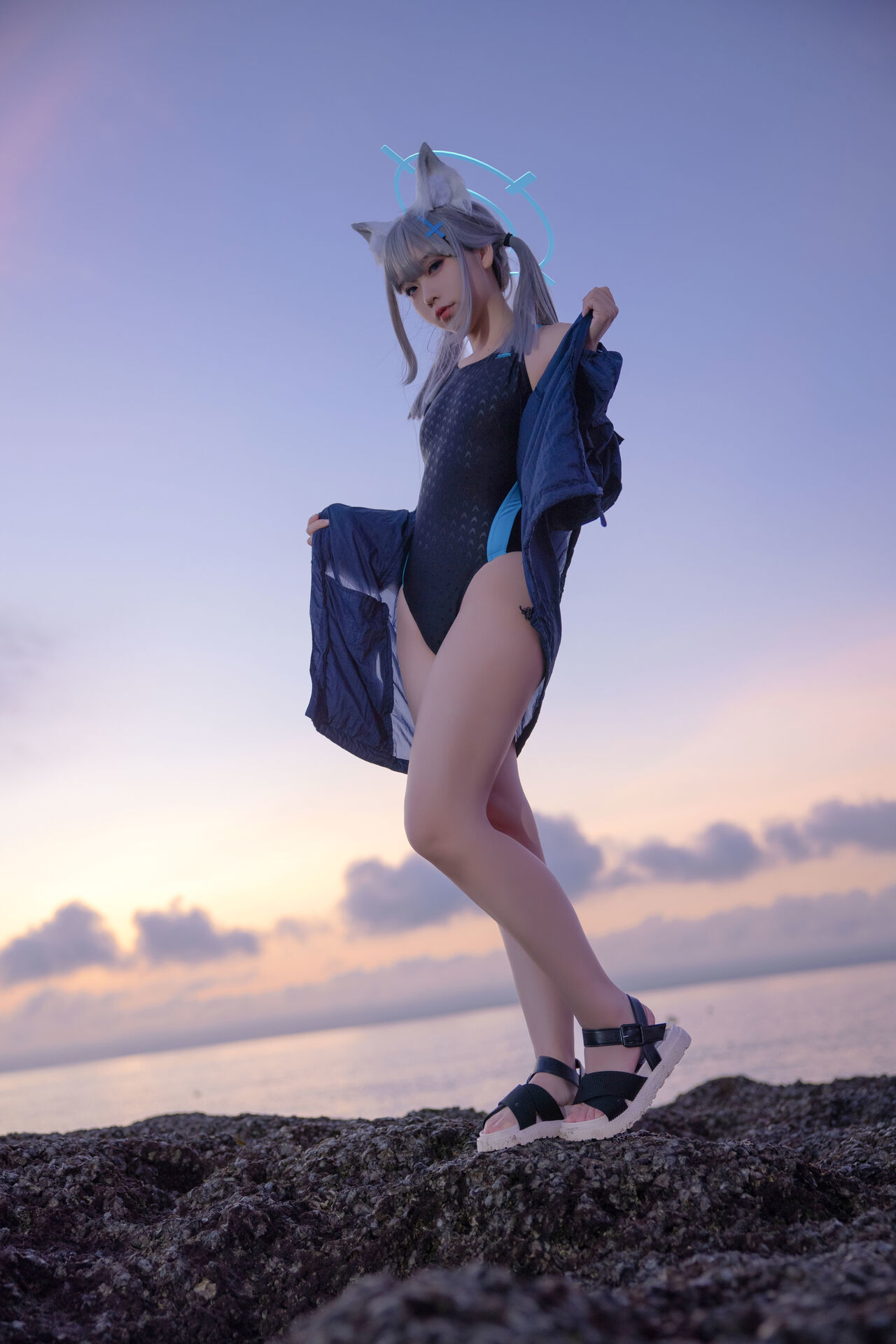 G44不会受伤 - Shiroko Sunaookami Swimsuit