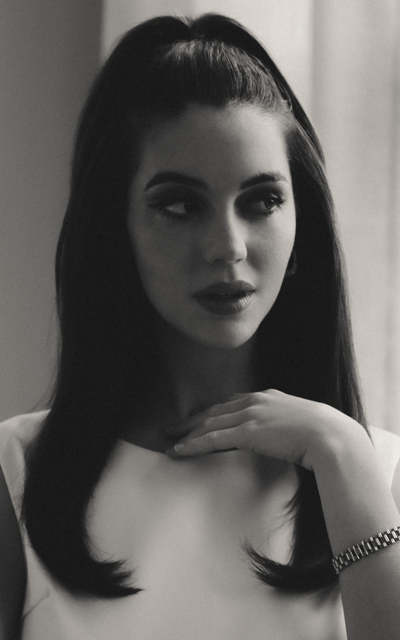 Adelaide Kane QTErRhmn_o