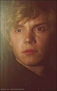 Evan Peters LtCxuWTX_o