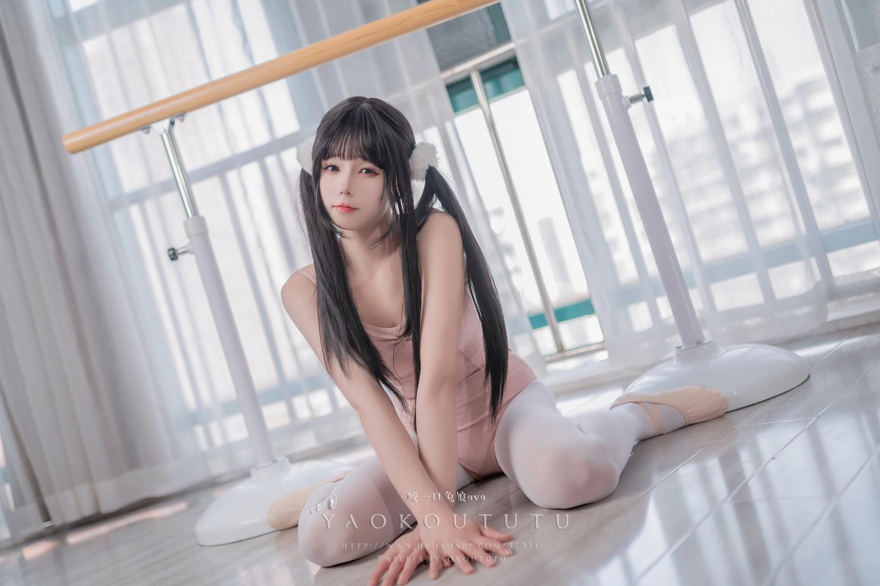 Cosplay 黏黏团子兔 来不及的舞蹈课(10)