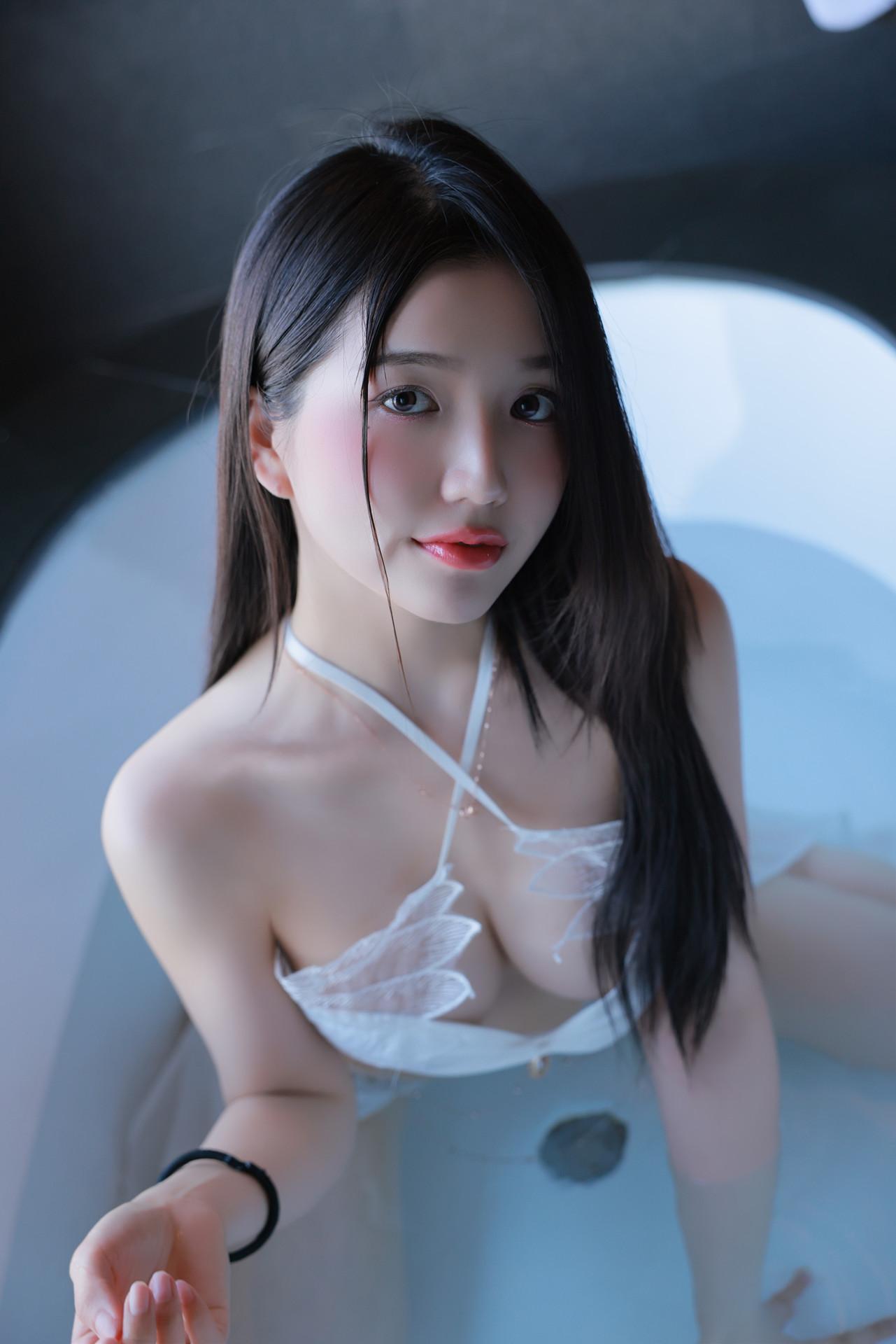 Yoonvely 윤블리, SWEETBOX Vol.51 ‘Fairy’ Set.02(9)