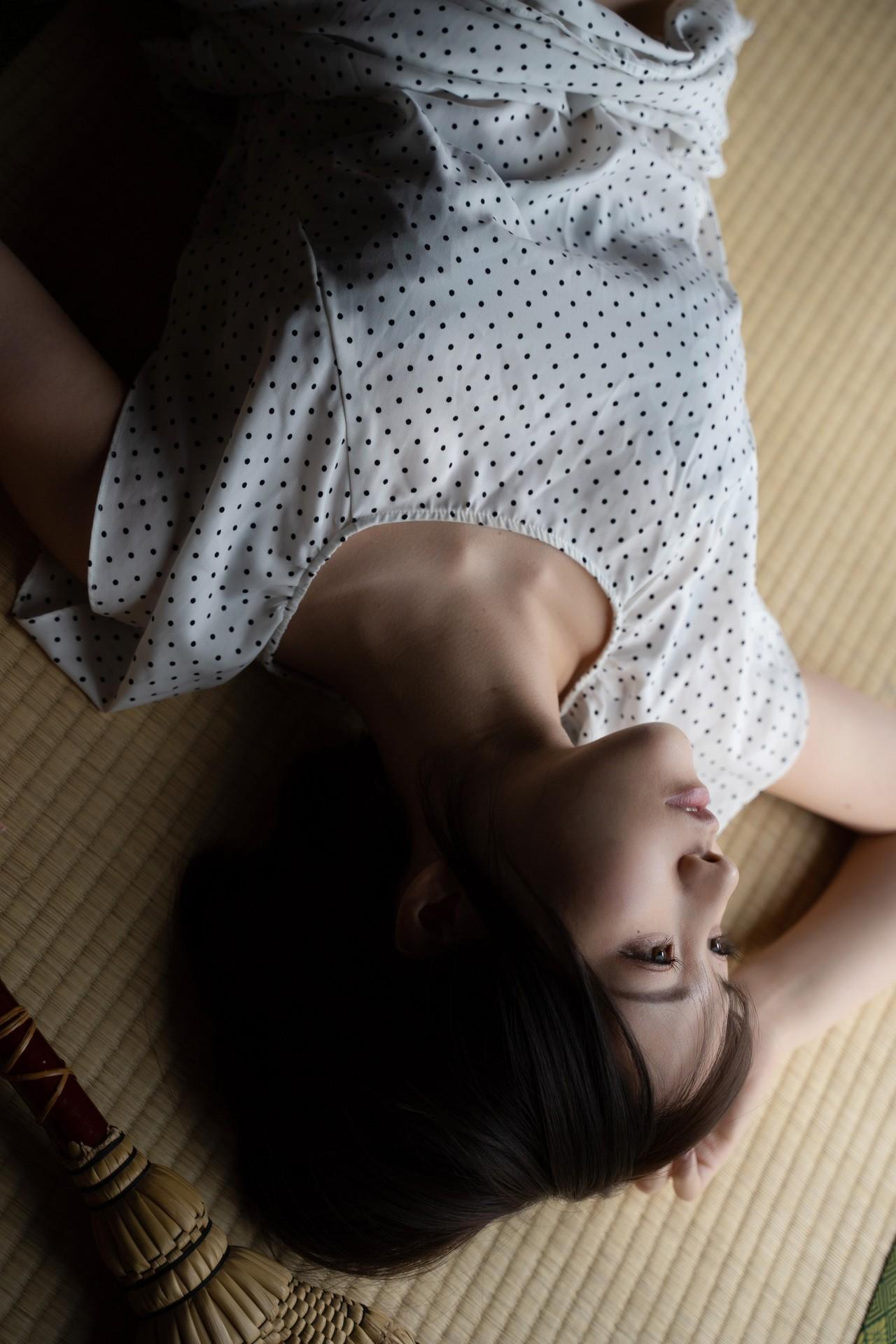 Kenken けんけん, デジタル写真集 「とある田舎のお姉さん」 Set.04(16)