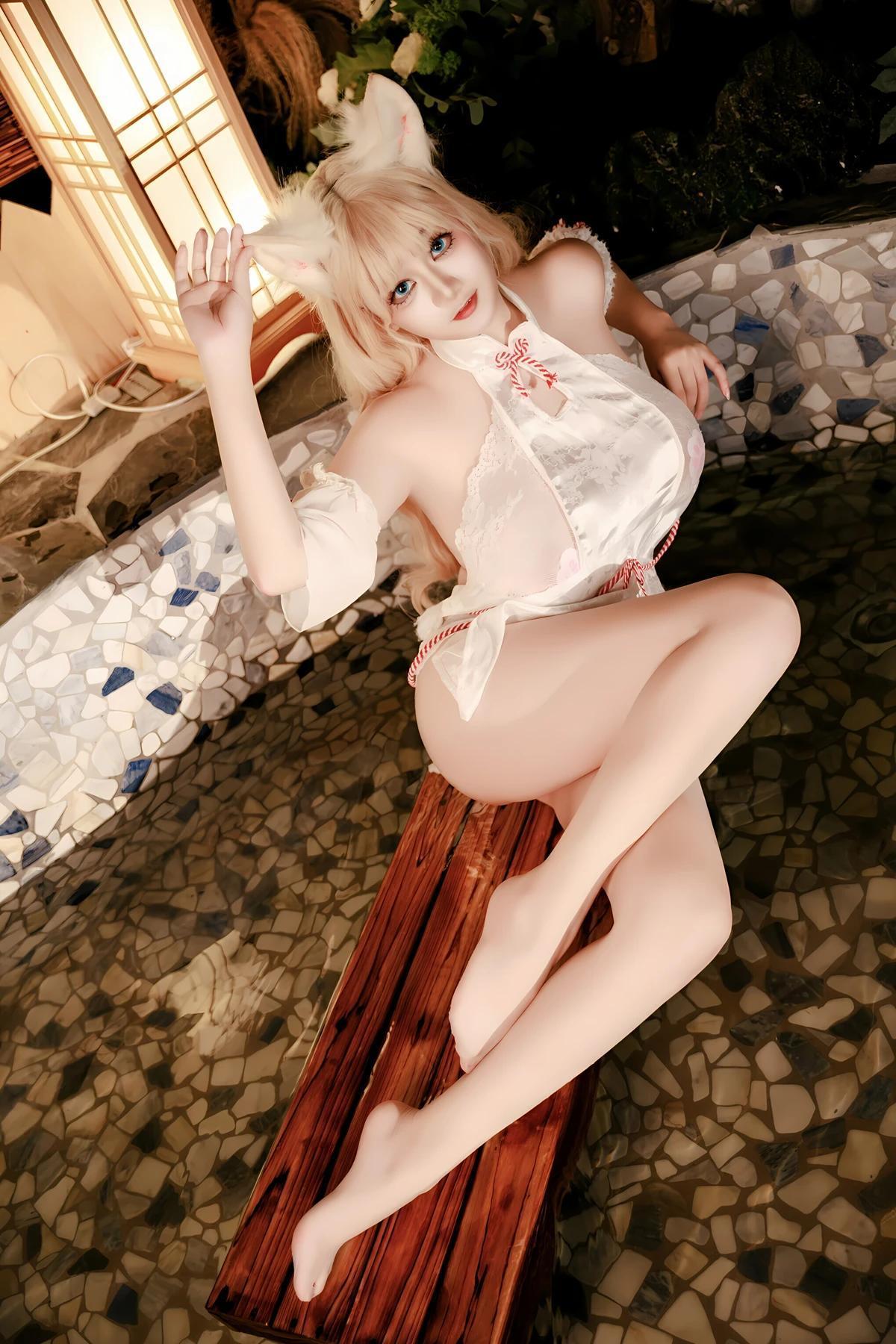 Cosplay 阿雪雪 – 温泉狐狸(47)