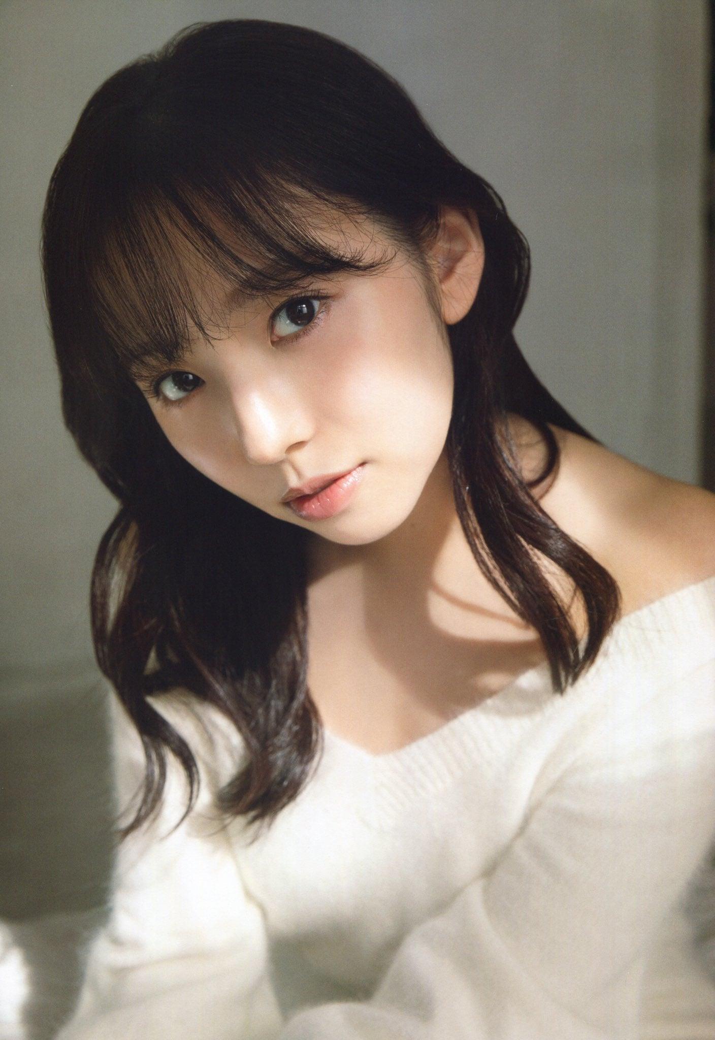 Mai Shinuchi 新内眞衣, UTB 2021.01 (アップトゥボーイ 2021年1月号)(3)