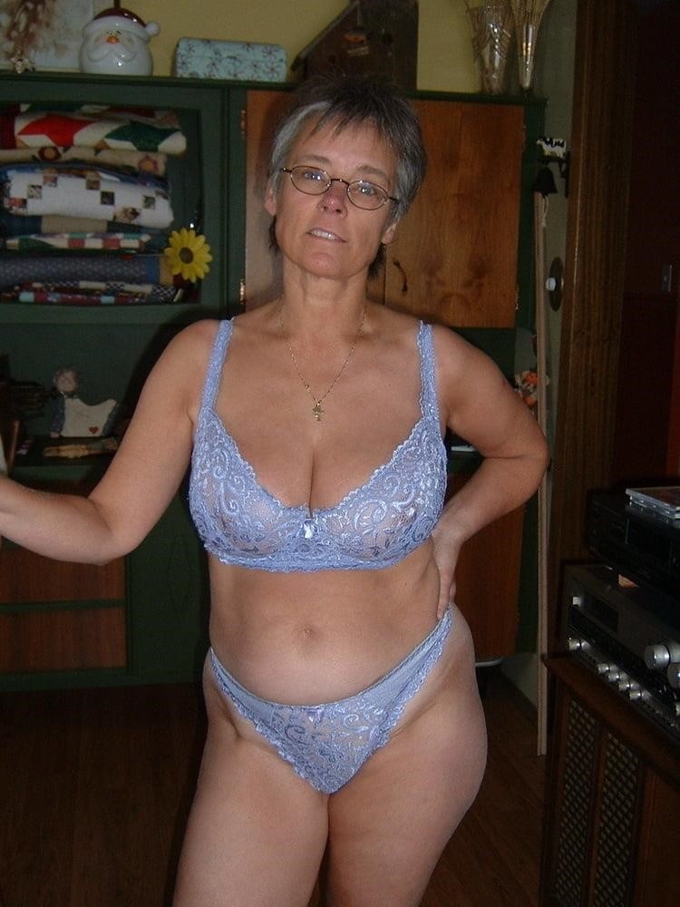 Granny lingerie porn pics-6123