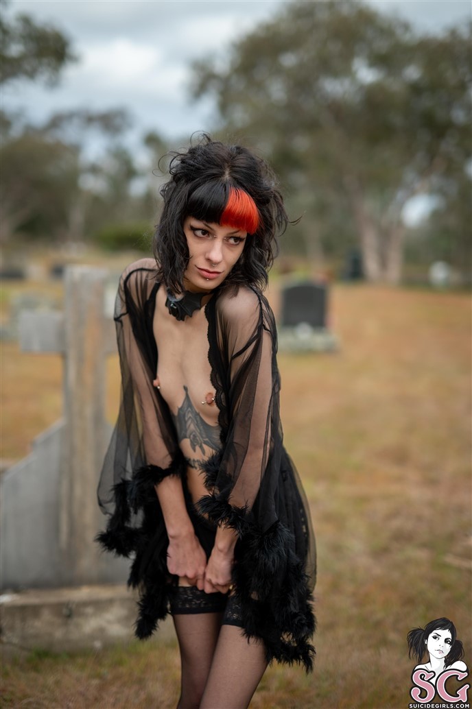 Prettybones Suicide, Dearly Departed