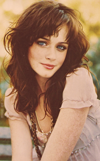 Alexis Bledel CUAA4ySq_o