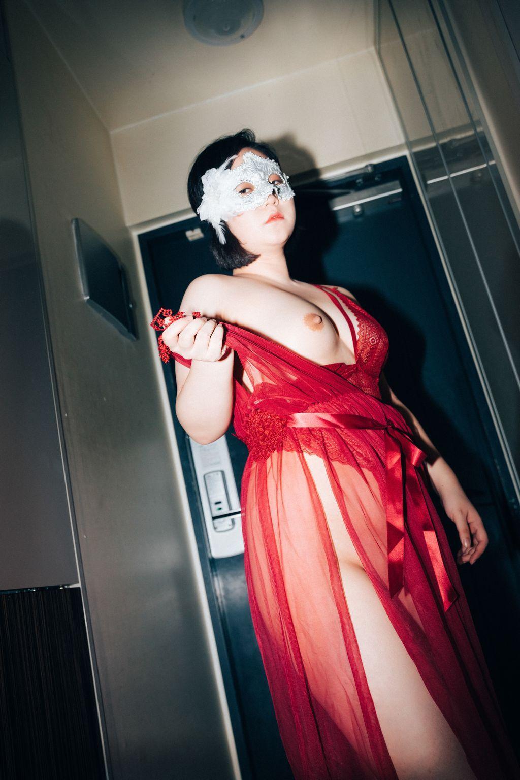Daa (다아): Control Me (51 photos)(48)
