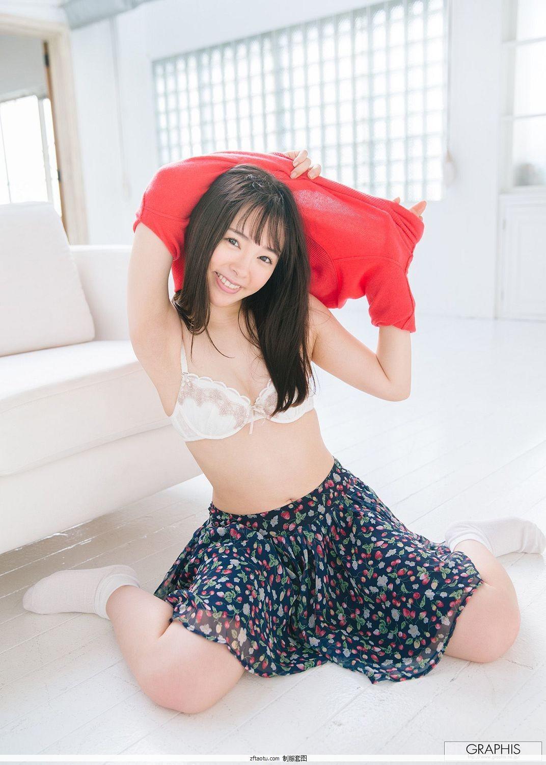 [Graphis] Gravure 初脱美娘 No.157 小倉由菜 Yuna Ogura 经典图集(36)