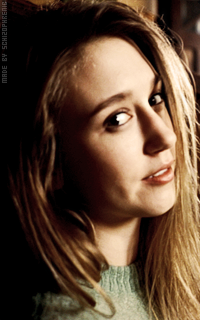 Taissa Farmiga HTPuLwcE_o