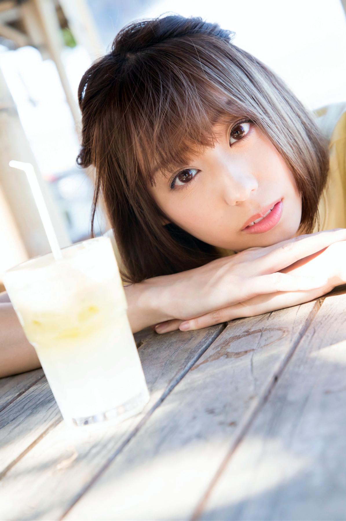 Natsumi Yamagishi 山岸奈津美, FLASHデジタル写真集 [RESORT STYLE] Set.01(1)