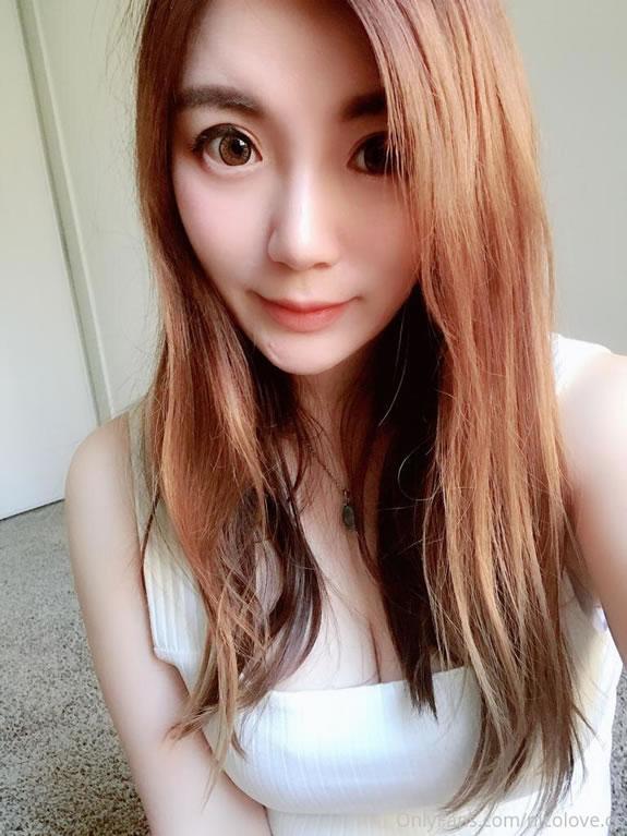 华裔网红nicolove onlyfans尺度私拍合集2(11)