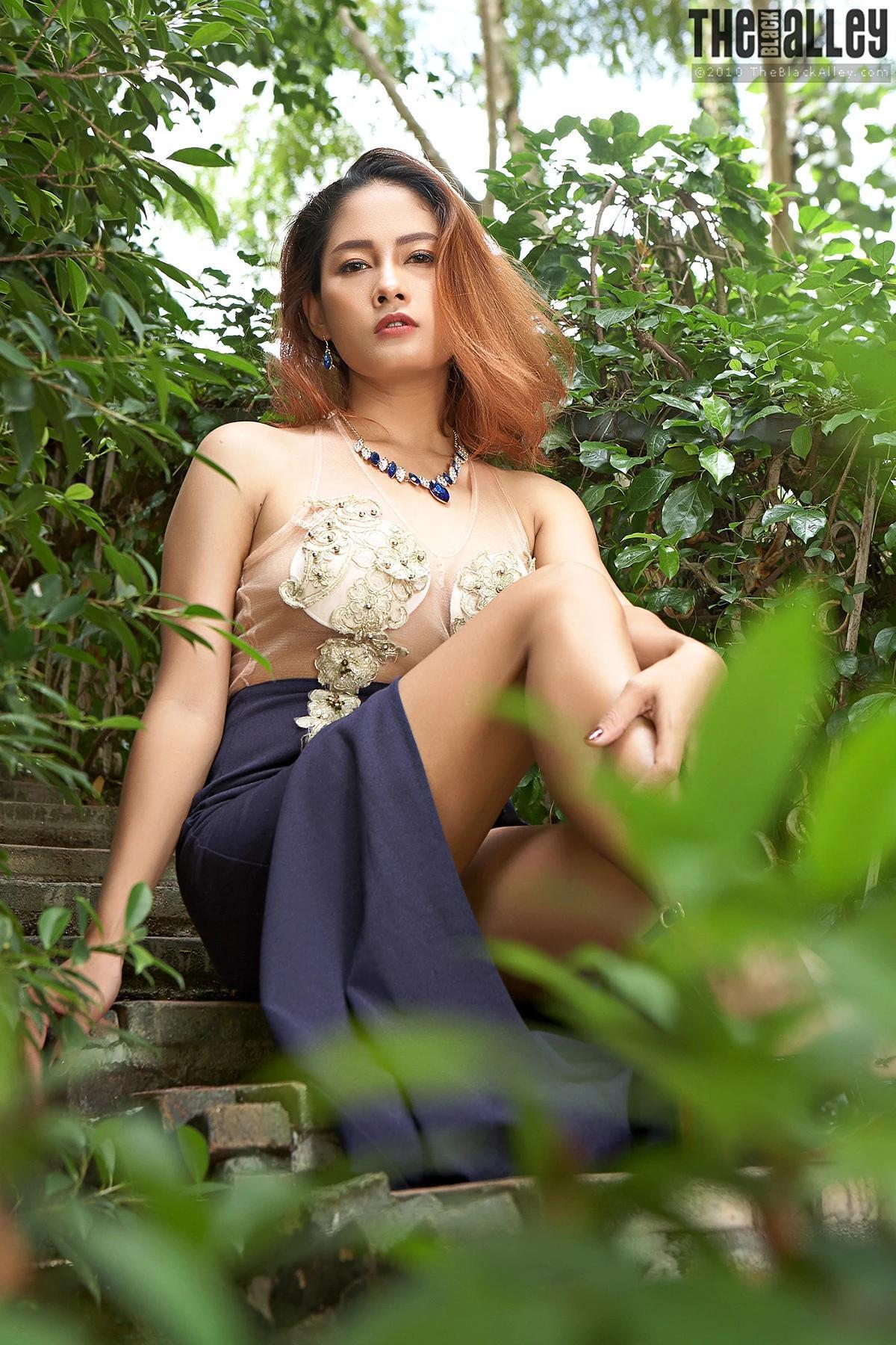 Winny Sung The Black Alley Photobook Set.152(16)