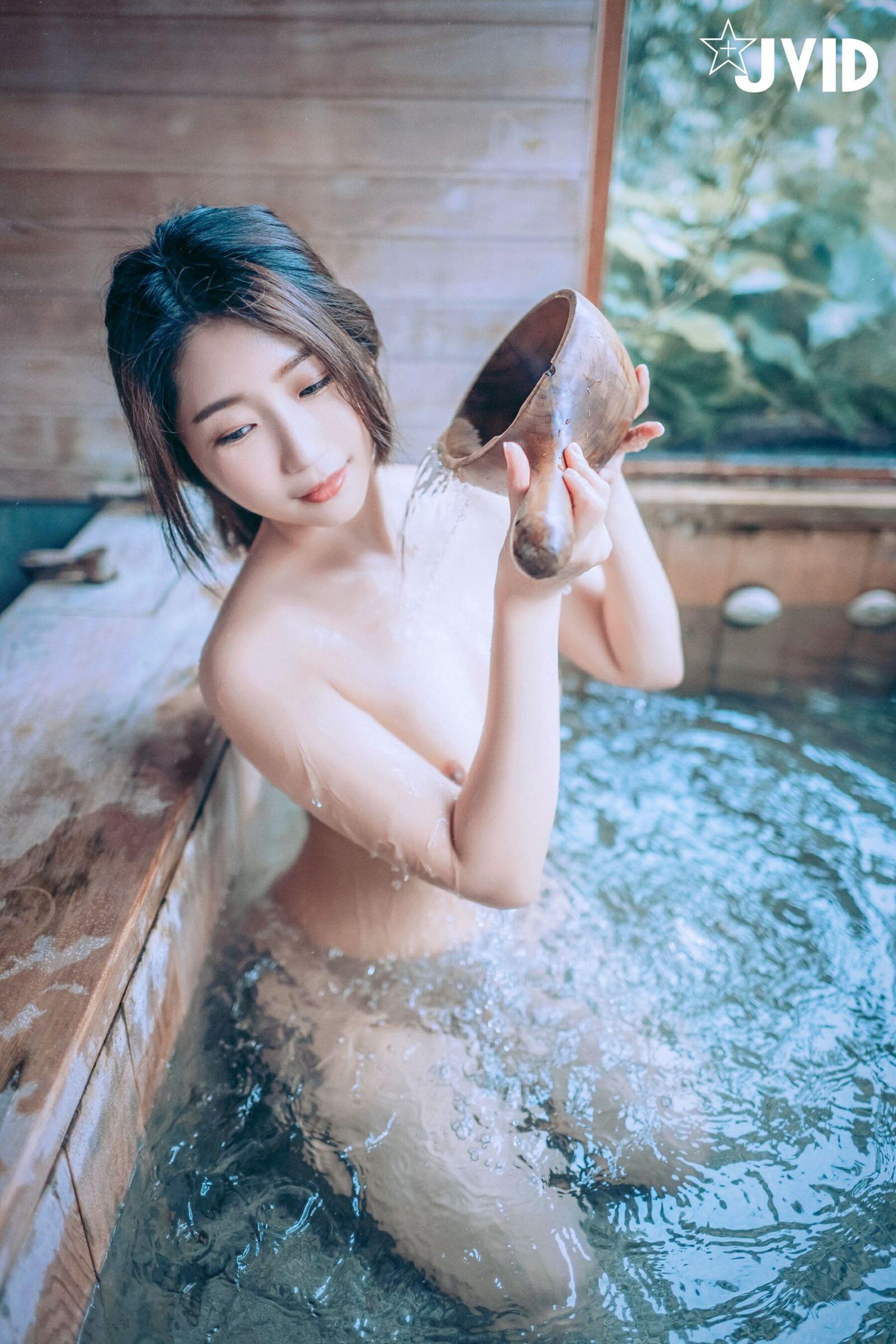 JVID 肉包Mini《与肉包的温泉之旅》(106)