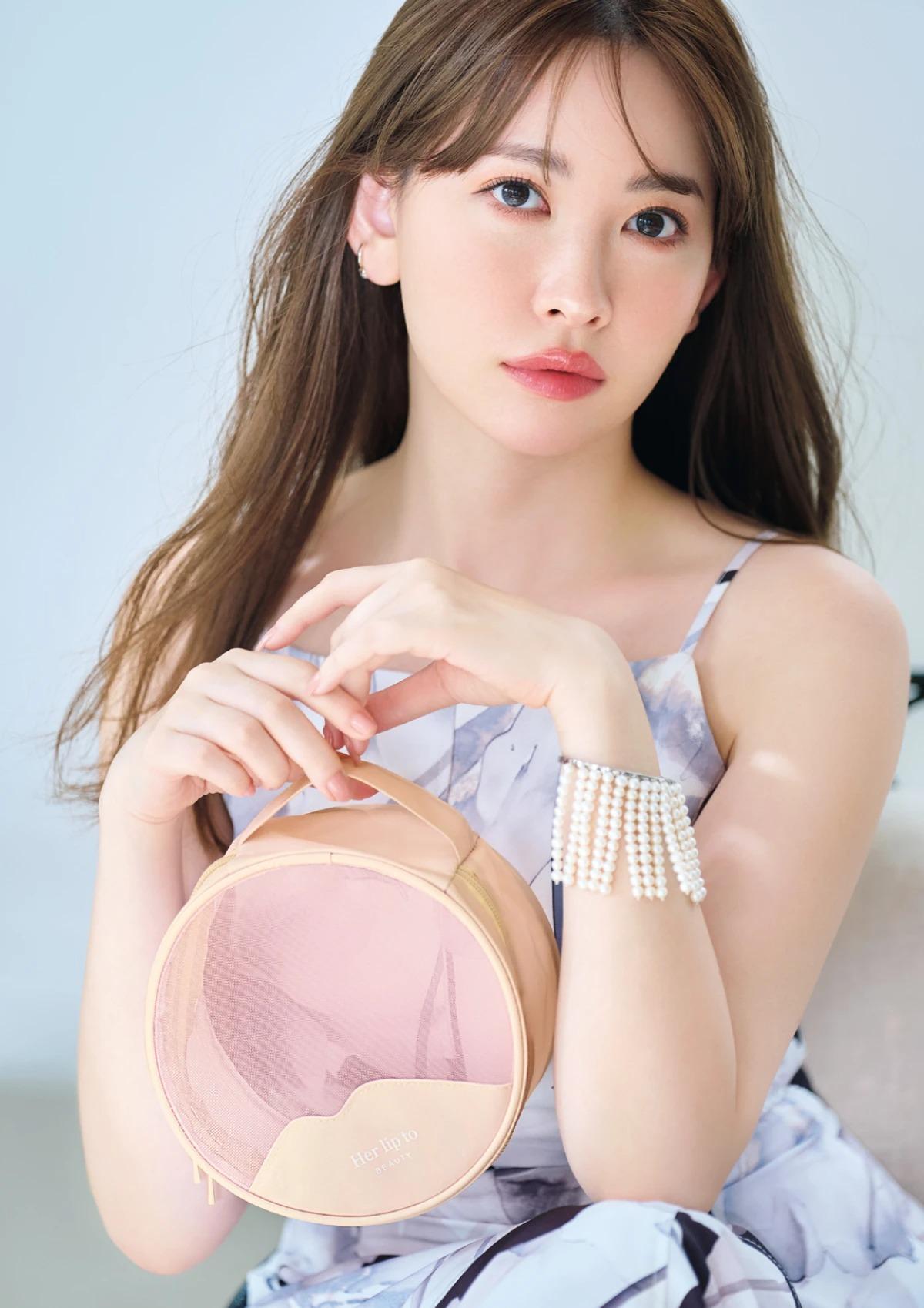 Haruna Kojima 小嶋陽菜, MAQUIA マキア Magazine 2024.09(8)