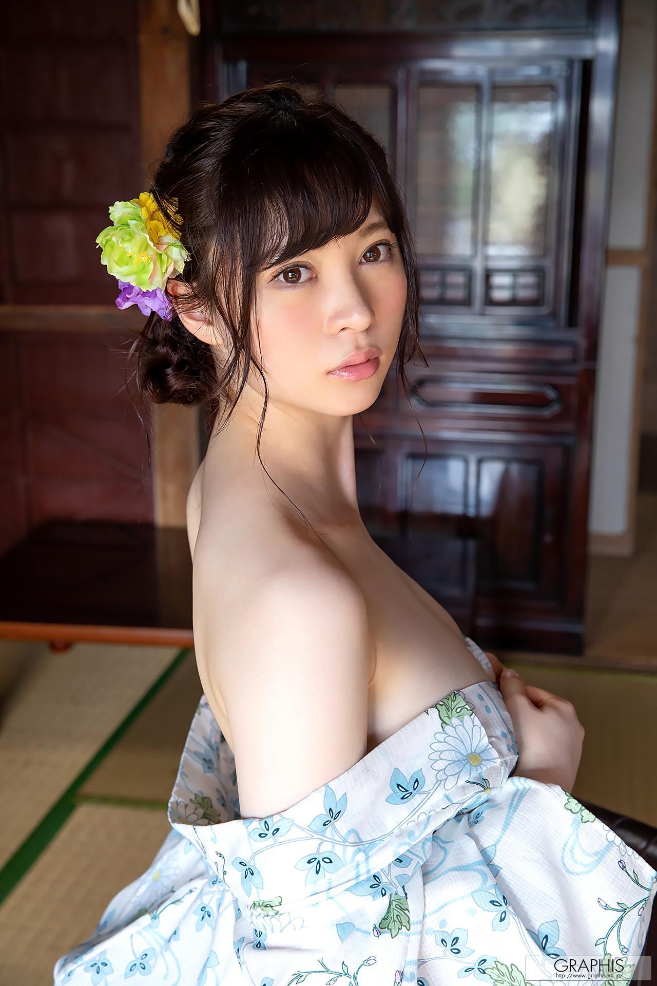 Towa Satsuki 沙月とわ, [Graphis] Gals 「ETERNAL MOON」 Vol.02(26)