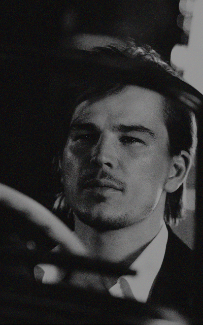  Josh Hartnett RkwLLFti_o