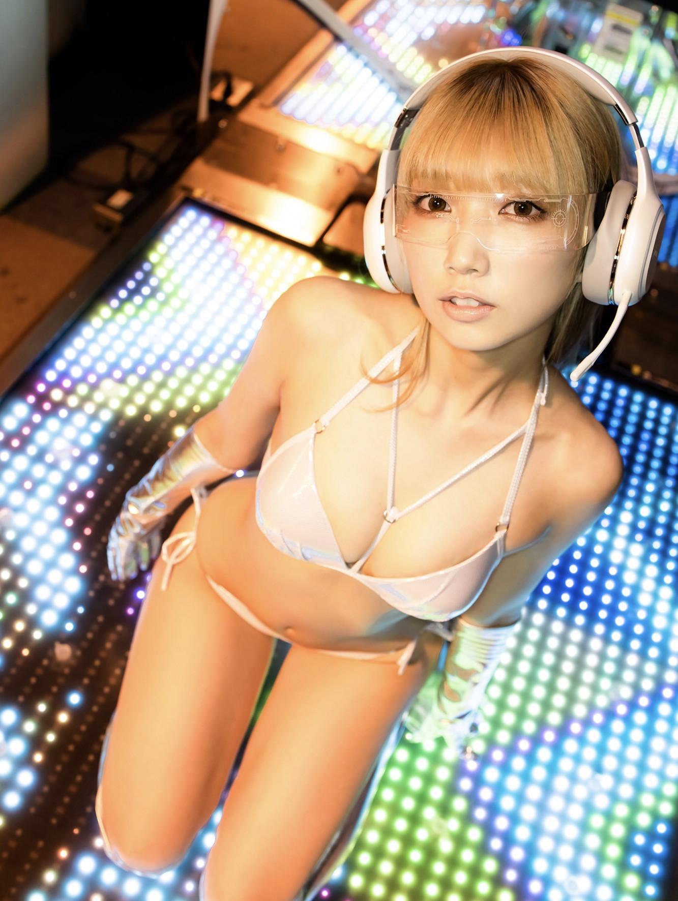 Mea Shimotsuki 霜月めあ, FLASHデジタル写真集 「Lady Player MEA」 Set.02(9)