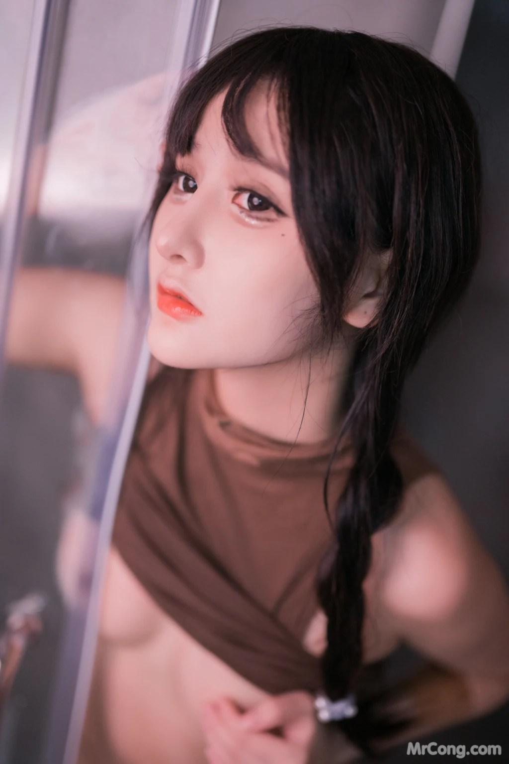 Coser@您的蛋蛋: 凸点棕裙 (30 photos )(29)