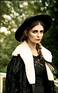 Mischa Barton APepUPb7_o