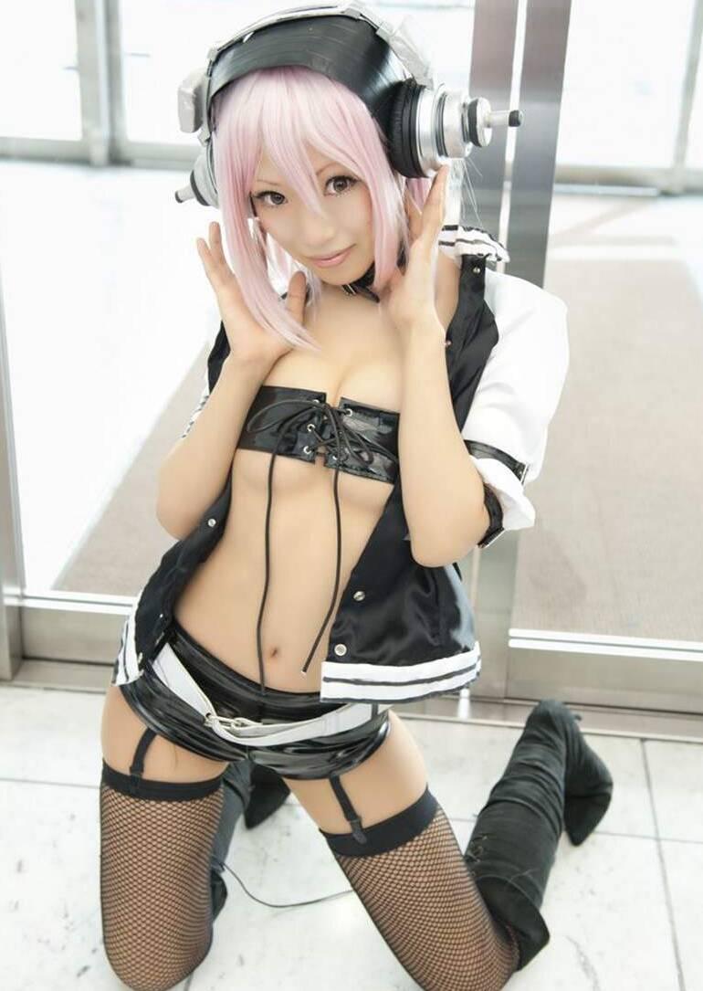 妩媚尤物COSPLAY大胆迷惑套图(2)