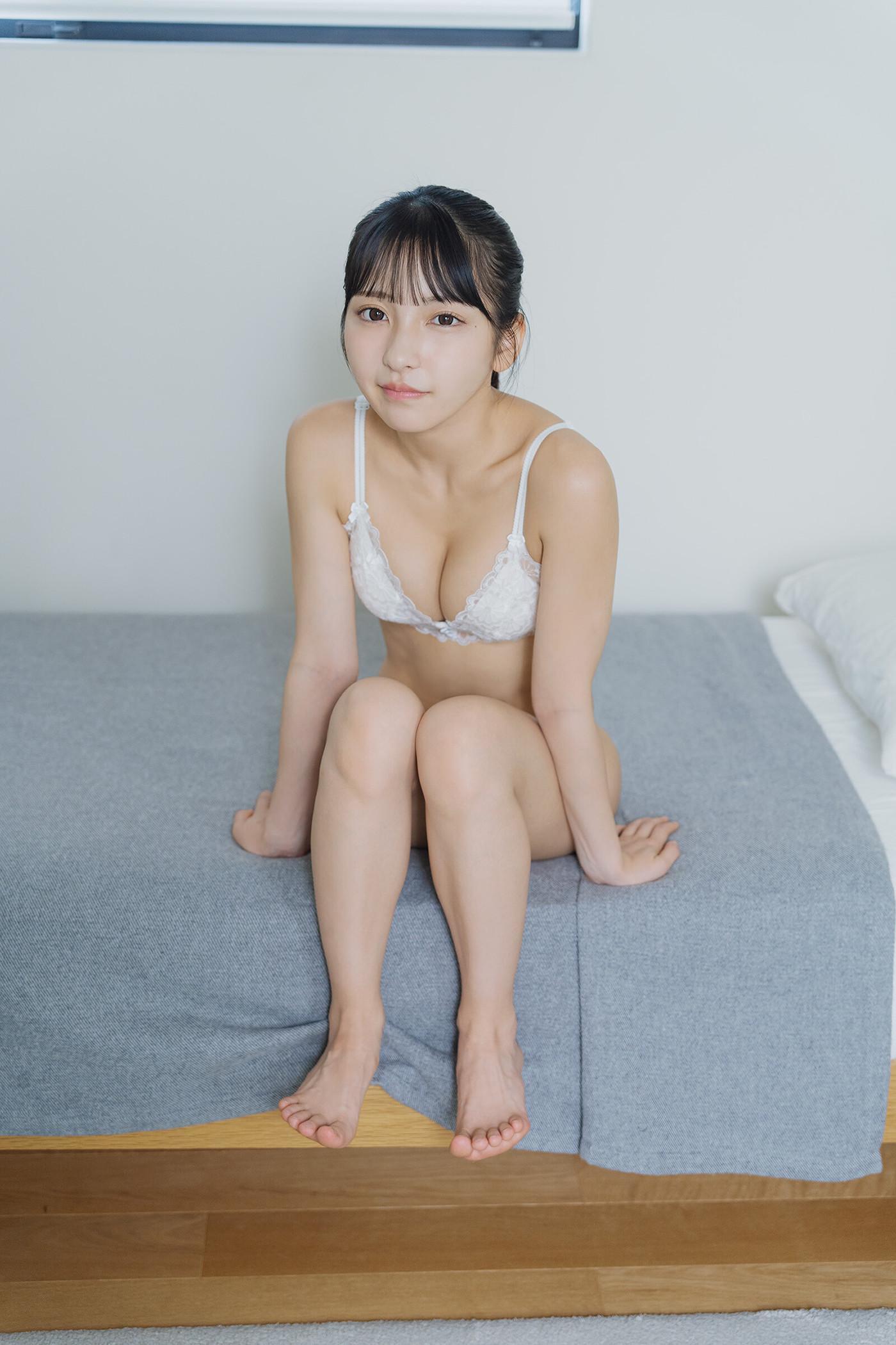 Toumi 十味, 漫画アクションデジタル写真集 「もっと甘いものを」 Set.01(19)